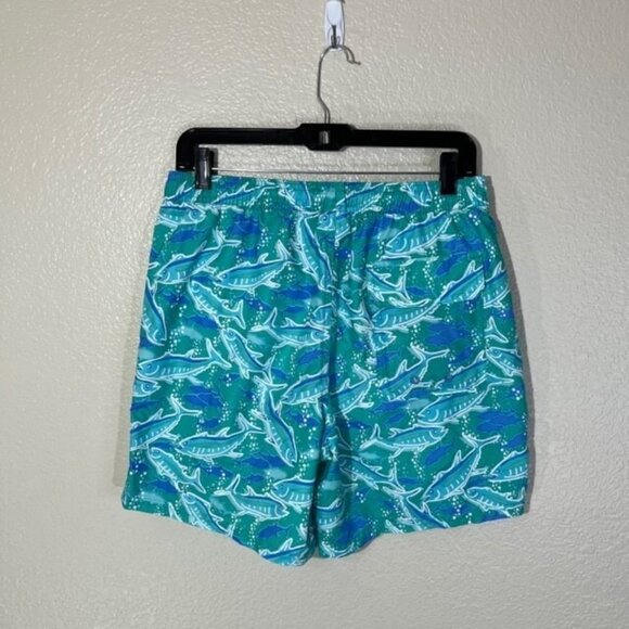 Vineyard Vines Swim Trunks Mens Small Shorts Blue Fish Print Logo 6" Inseam - Picture 5 of 5